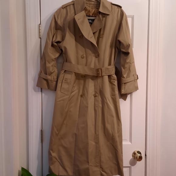 Vintage Burberry Trench Coat - Picture 2 of 15